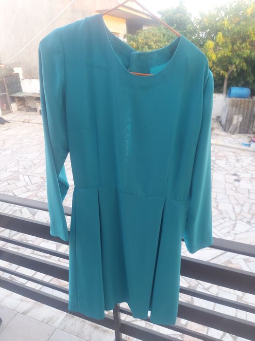 Vestido azul turquesa