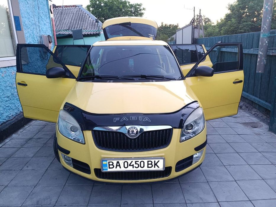 Продам авто Skoda Fabia 2008