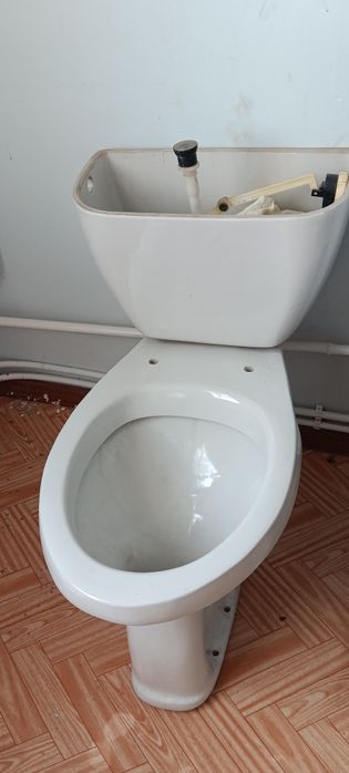 Продам новый унитаз