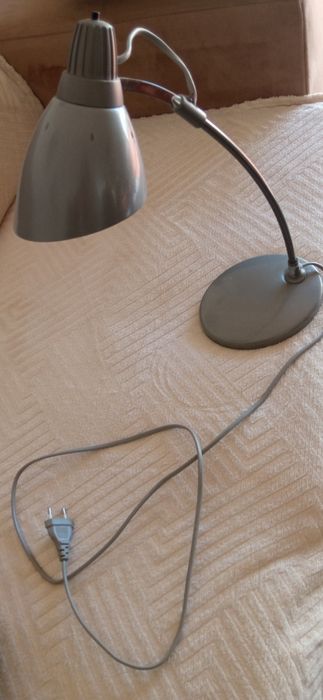 Candeeiro metalizado de secretária