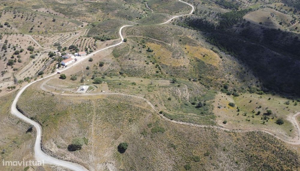 Land Plot with Approved Project for Sale in Vila Nova de Cacela, Algarve
