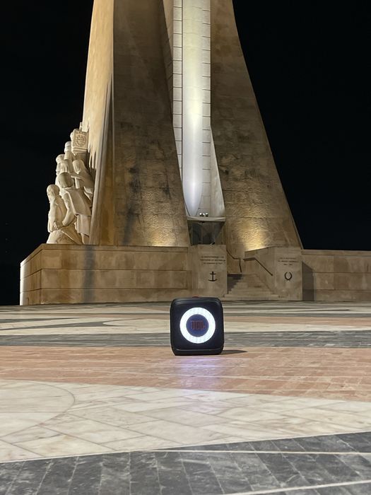 (Alugar) JBL PARTYBOX ENCORE 2 + Microfone