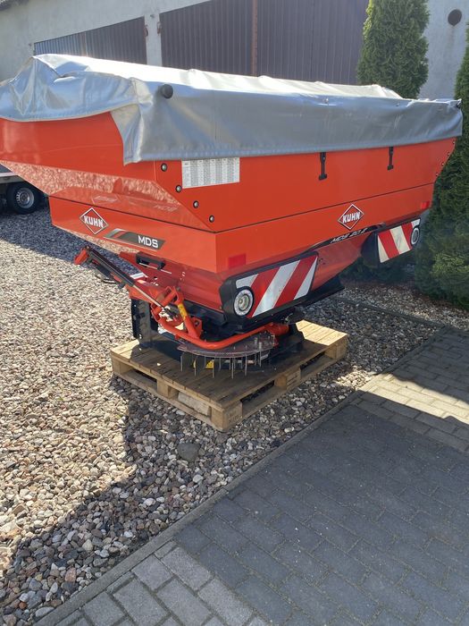Rozsiewacz Kuhn Rauh MDS Telimat T1 Jak nowy.