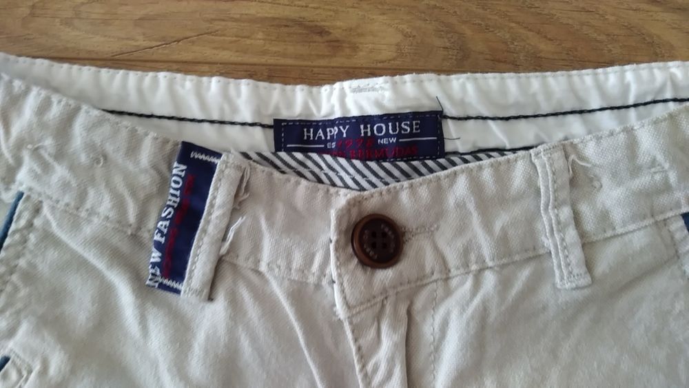 Spodenki Bermudy Happy House r. 134 j. nowe