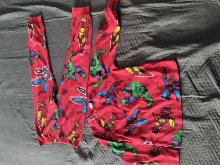 Piżama polarkowa 134/140 marvel