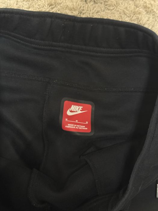продам шатни nike tech fleece