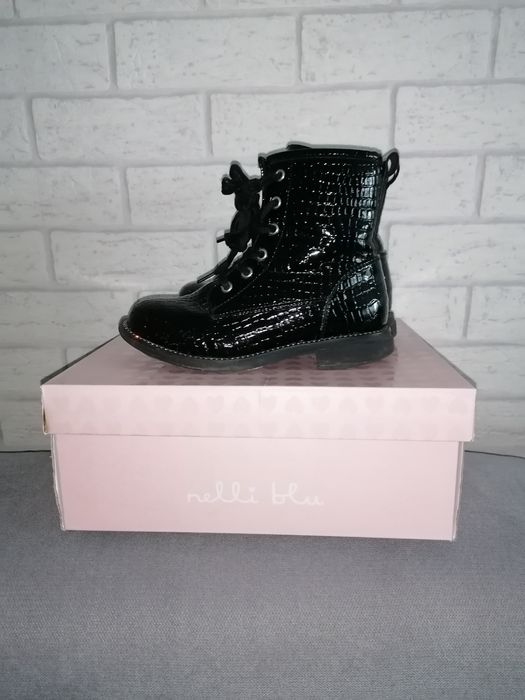 Trzewiki czarne lakierowane rozmiar 31 Nelli Blu