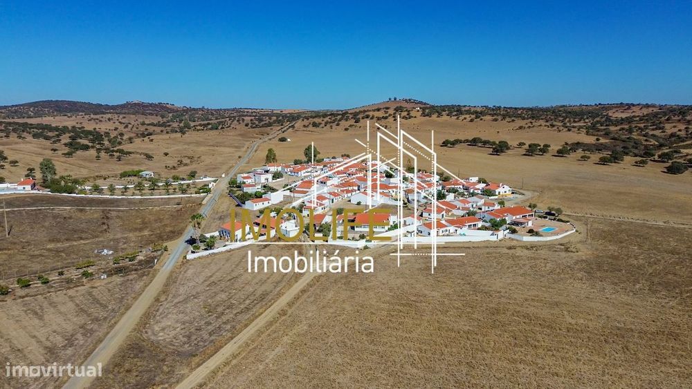 Moradia T4 sita na aldeia de Sapos - Mertola