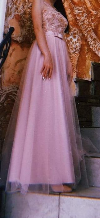 Плаття для випускного