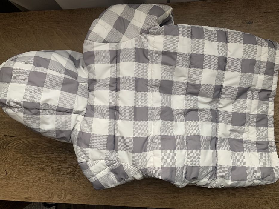 Дитяча осіння куртка  3-6 місяців