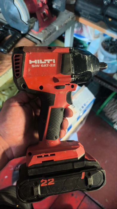 Zakrętarka / klucz udarowy Hilti