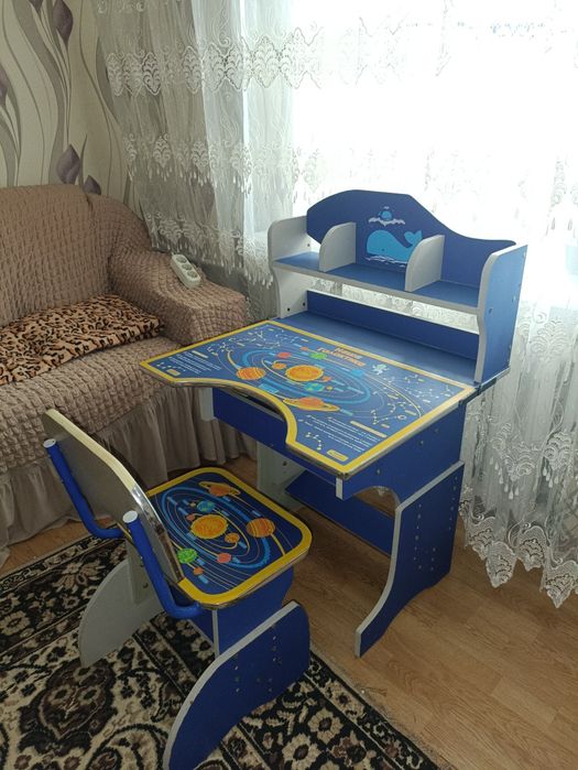 Детский столик стол со стулом. Дитячий стіл зі стільцем. Растишка.