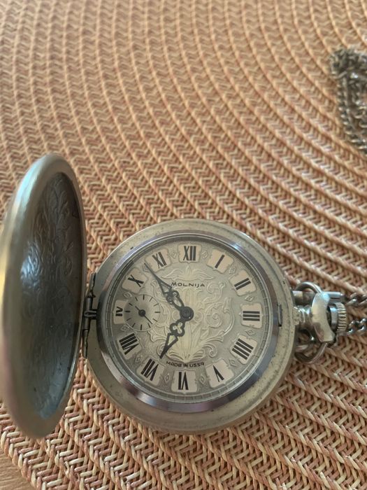 Годинник "Глухарь" "Molnija" made in USSR (експортний варіант)