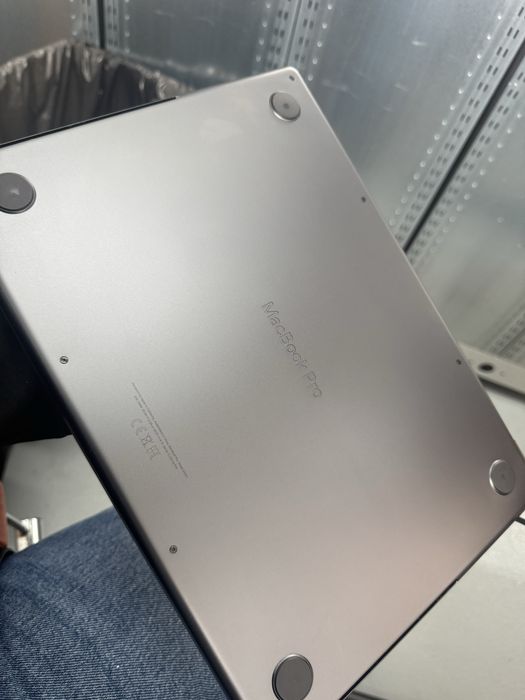 Macbook pro 14 m4pro 24gb/512gb