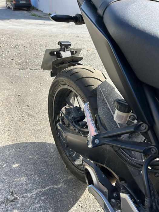 Yamaha MT09 ano 2021 c/ 9420 kms