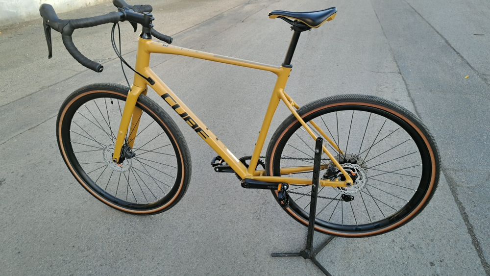 Rower gravel Cube Nuroad Ex