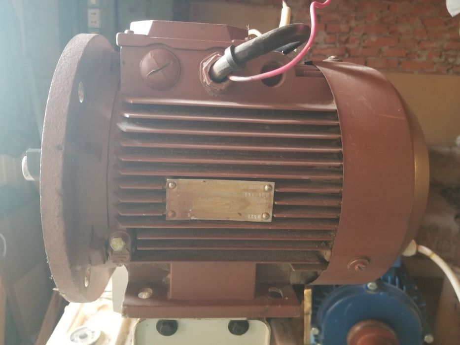 Електро двигун старої закалки