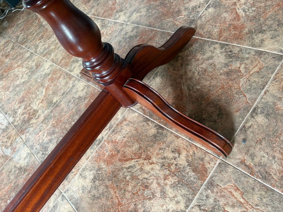 Mesa de jantar - Comprimento:2050 cm Largur: 97cm