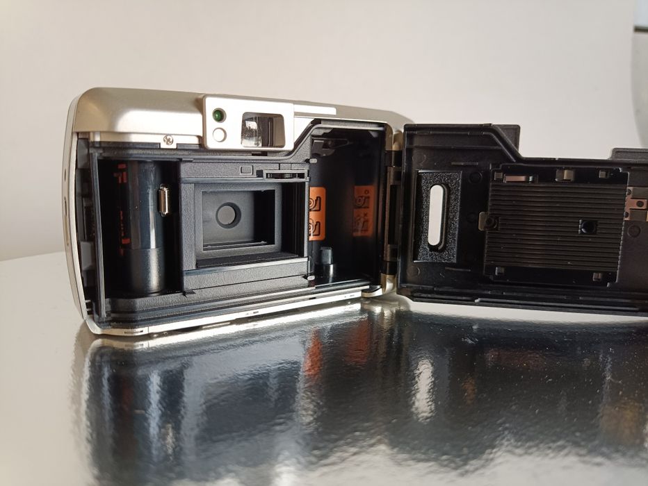 Olympus TRIP 505 плівкова,ідеал