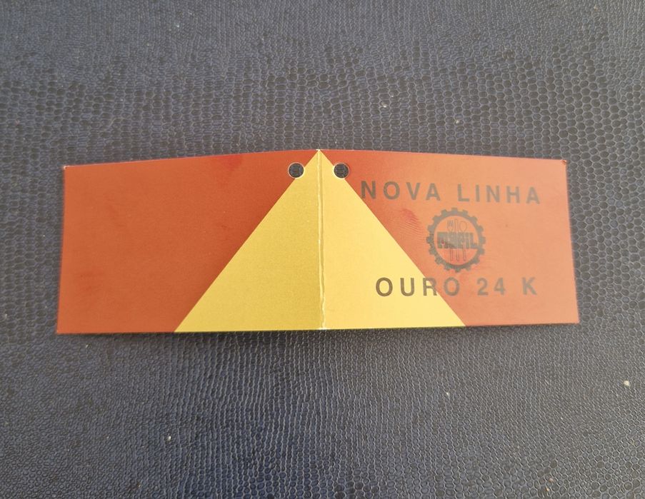 Conjunto Prato com Colheres inox+ouro 24 kil , Cutelaria Mafil