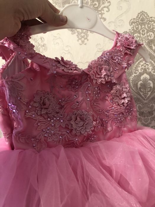 Сукня для дівчинки на 1 рік