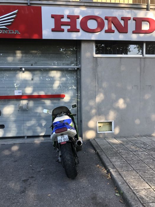 Vendo kawasaki zxr