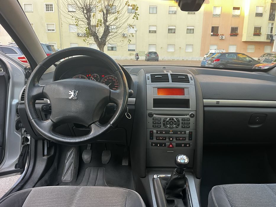 Vendo peugeot 1.6hdi impecavel motor