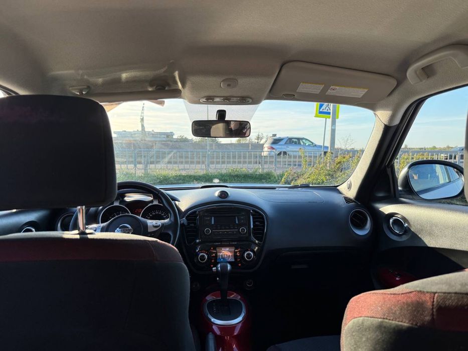 Ніссан Жук Nissan Juke