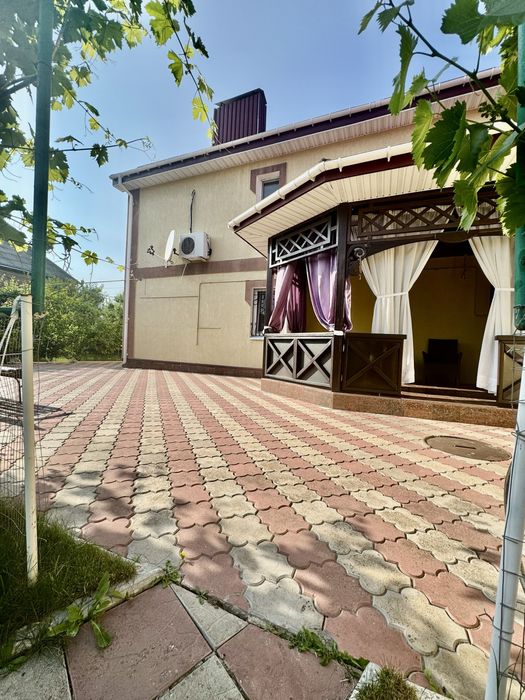 Добротний, облаштований будинок Р-н Масляниківка.