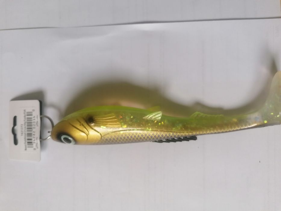 Przynęta gumowa Abu Garcia Beast Paddletail 21cm Funky Fish