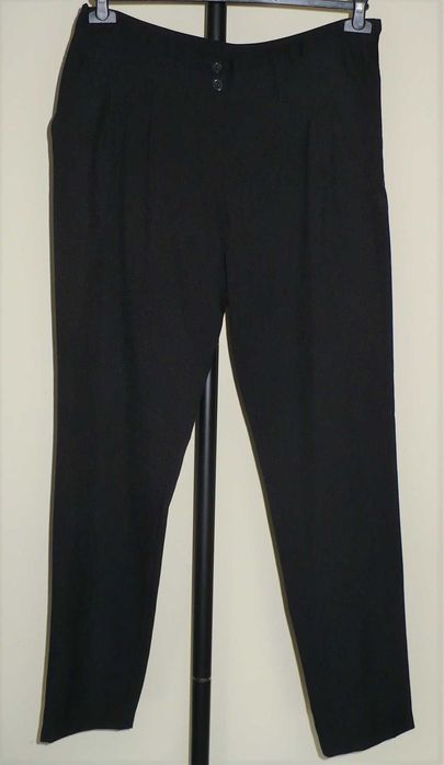 Spodnie czarne wizytowe r. 44 C&A