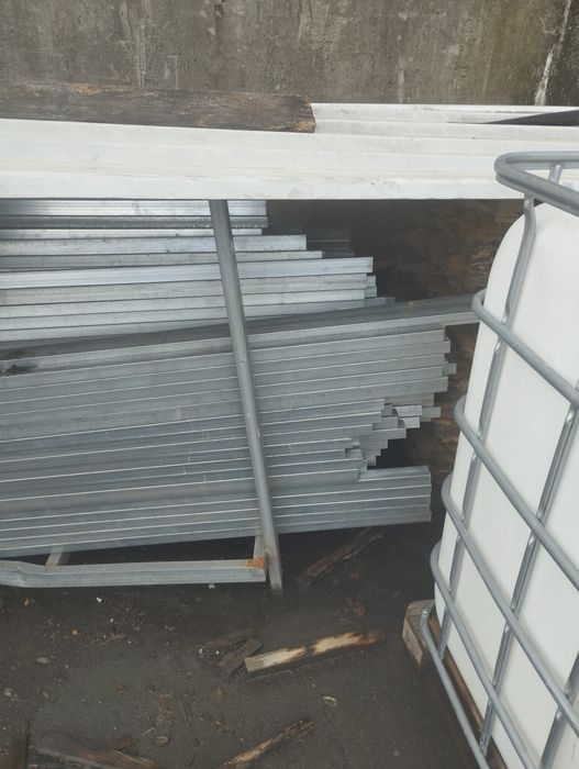 Vendo ferro galvanizado tudo junto