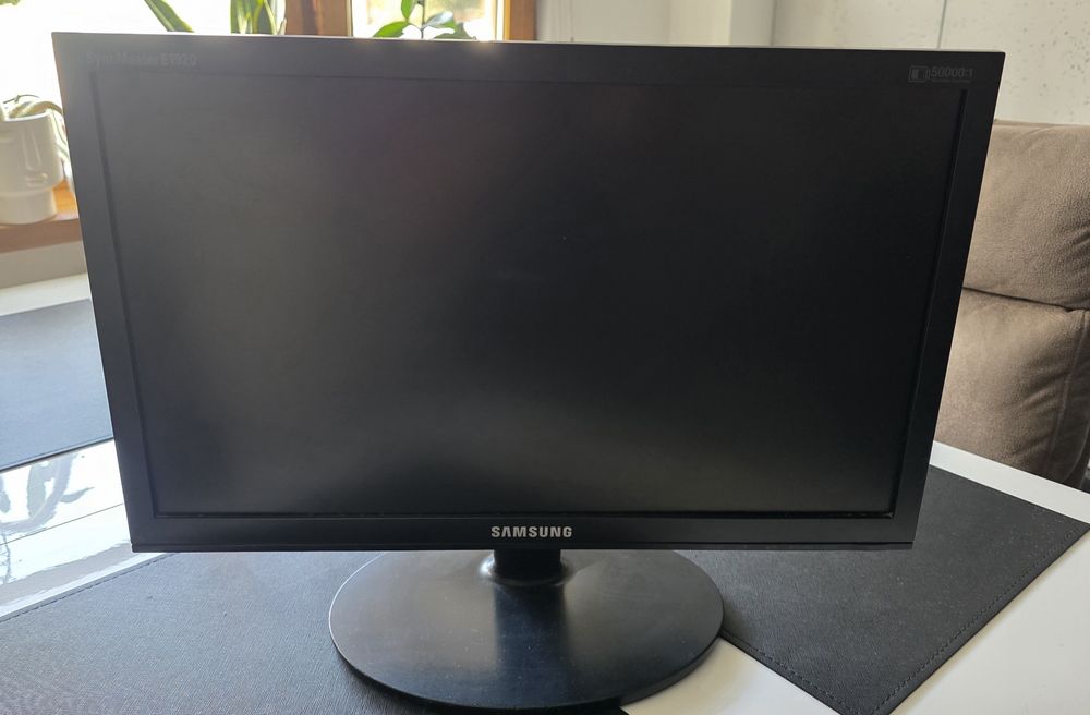 Monitor samsung E1920N