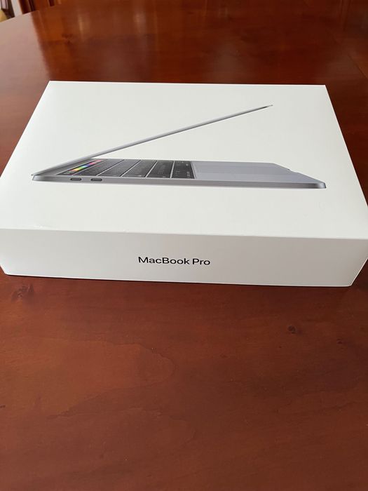 Macbook Pro 13” Touch Bar como novo