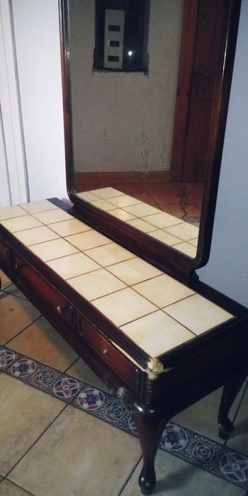 Toaletka z lustrem .ozdobna