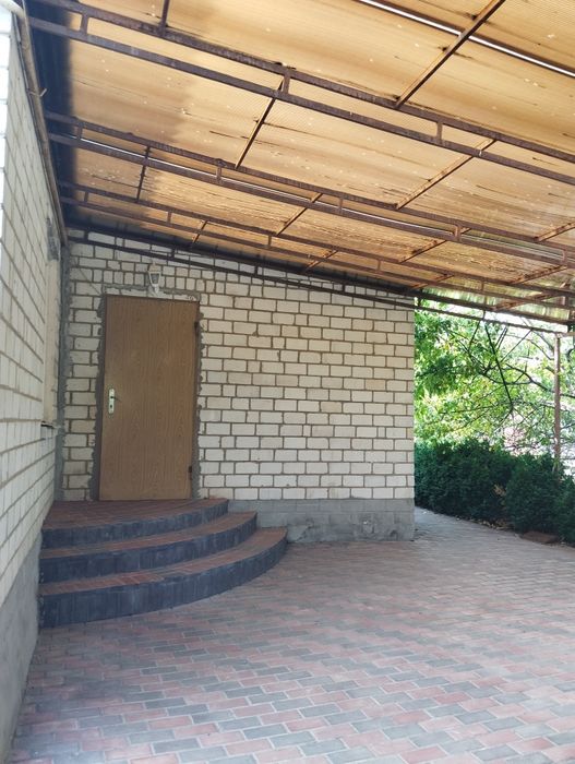 Продам  гарний Будинок у Нововодолазькому районі