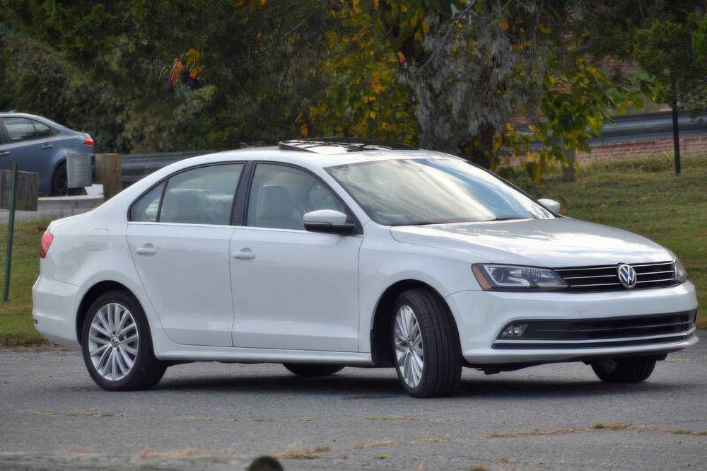 Volkswagen Jetta      2016