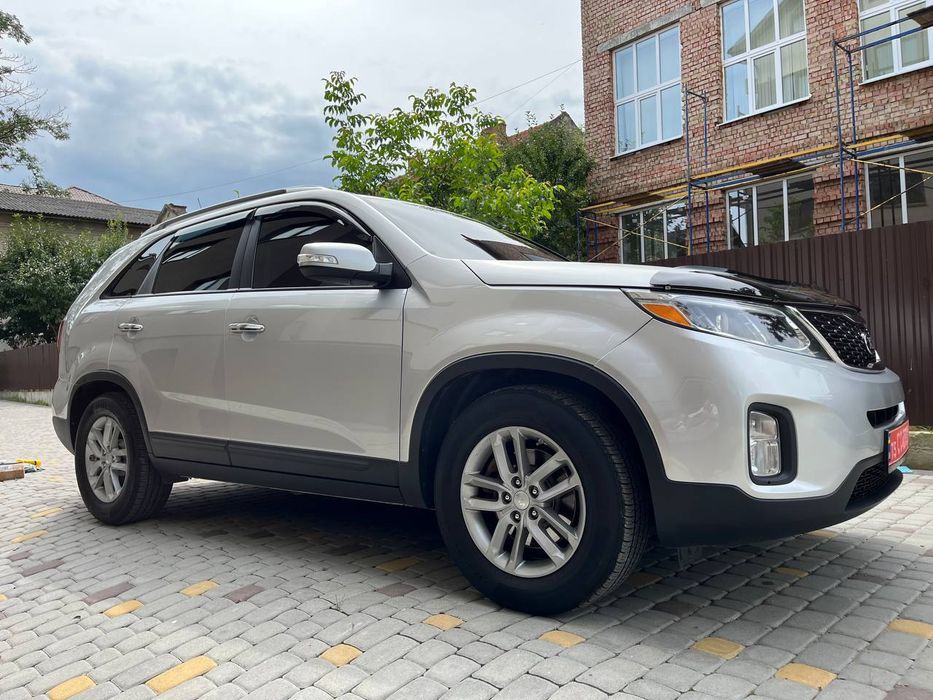 Kia Sorento 2014 2.4 автомат недорого автомобіль