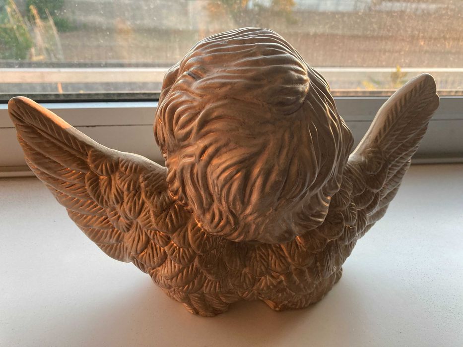 Anjo da guarda em cerâmica