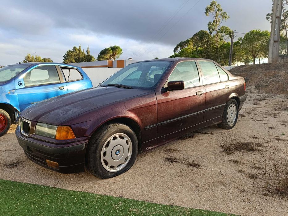 BMW e36 316i sedan para peças – motor, módulos, quartelas, interiores, outros