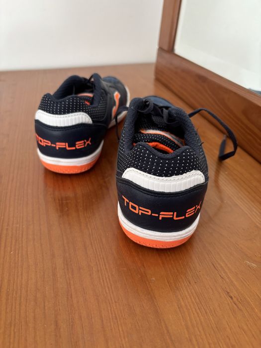Chuteiras futsal joma