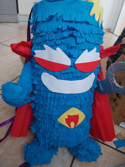 Super zings piniata