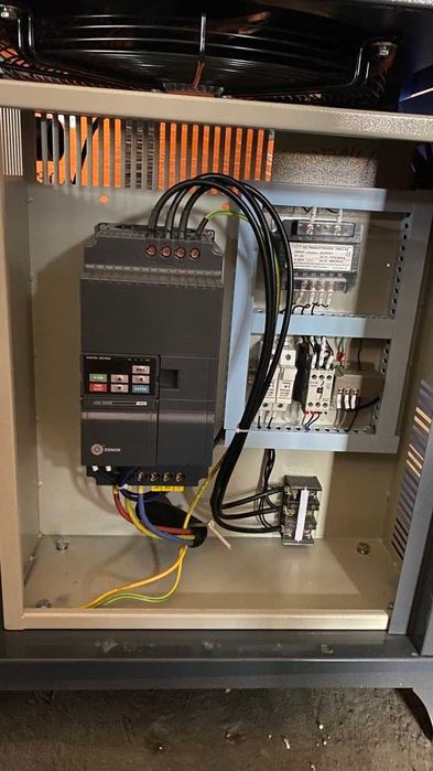 Новый компрессор винтовой по цене поршневого