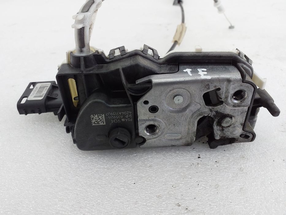 Fechadura / fecho porta trás esquerdo CITROËN C4 Cactus
