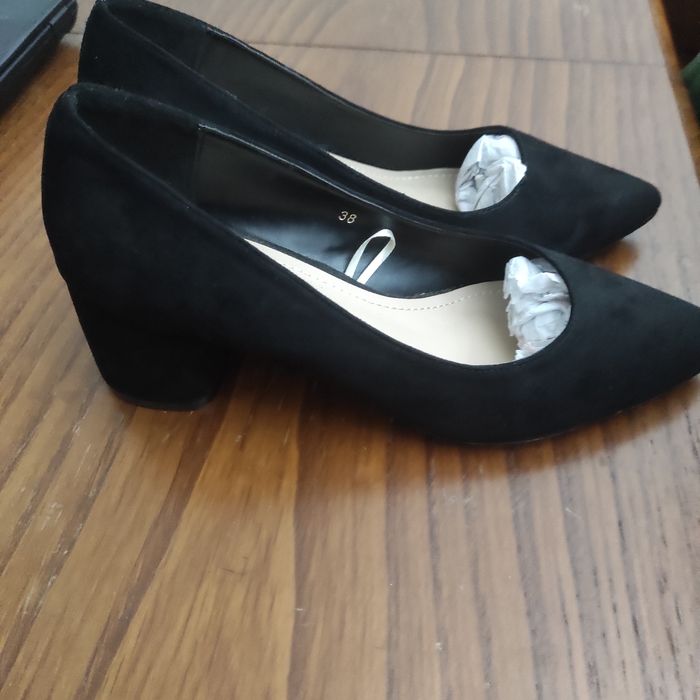 Sapatos clássicos camursa