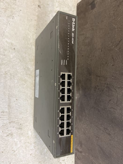 D-link DES 1016D