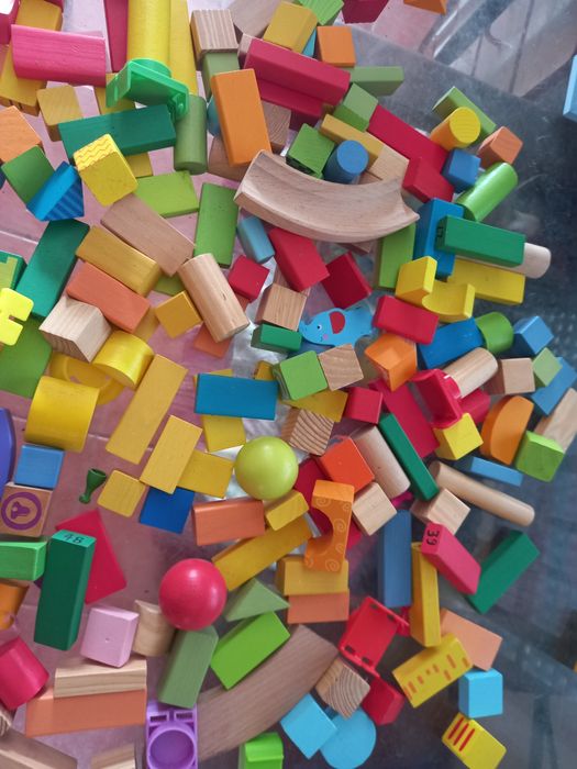 Conjunto de Figuras Geométricas em Madeira