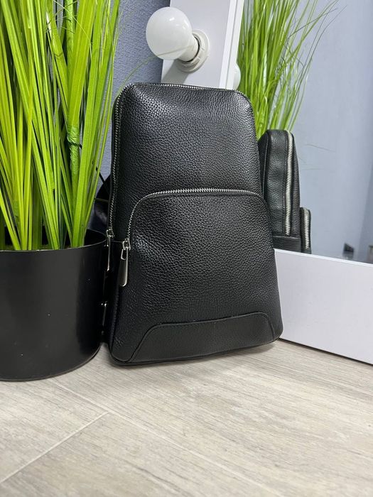 Сумка слінг чоловіча чорна