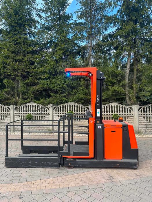Toyota BT Optio – wózek do kompletacji zamówień | podnośnik operatora | elektryczny