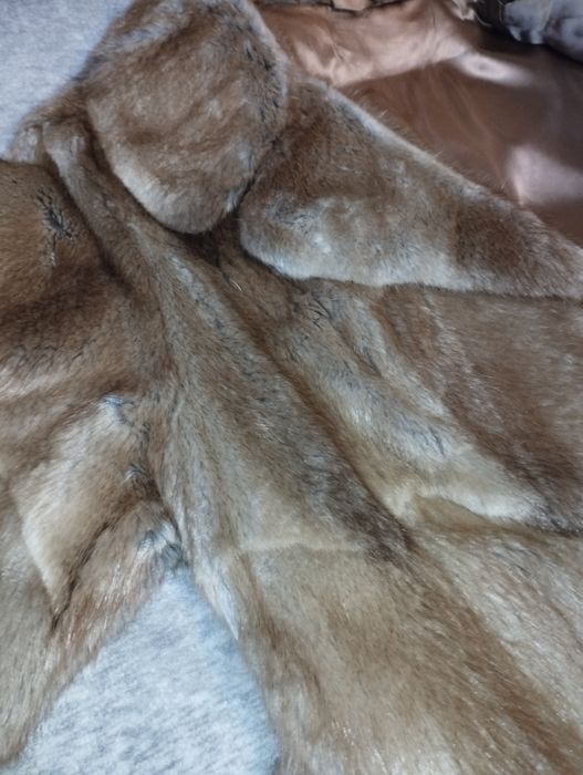Натуральна жіноча шуба з ондатри, розмір xxl 44-52
